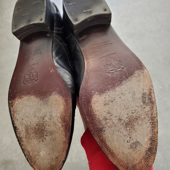 Shoes - Picture 3 of 3